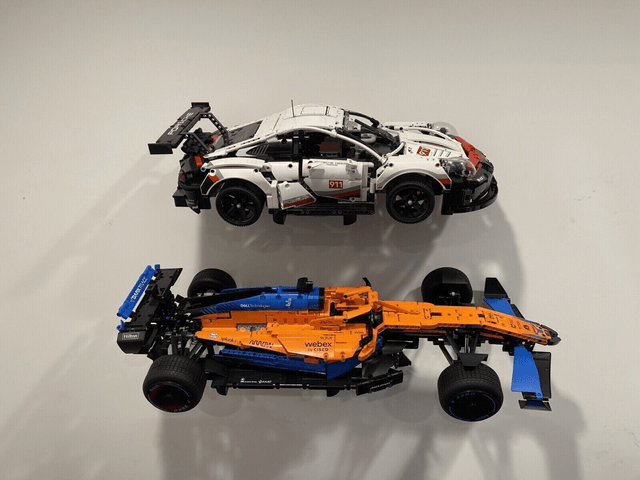 LEGO Technic Porsche 911 RSR Wall Mount car stand For (42096) Display Car