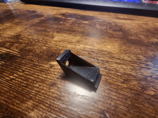 Howdens Diplomat / MFI Eastfield INT2825 Light Bracket - 3D Printed